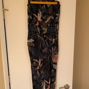 Wider leg Romper/ jumpsuit